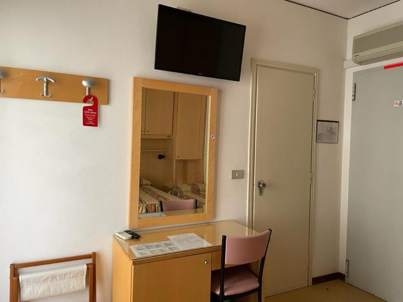 Hotel Stiefel Lignano Sabbiadoro Eksteriør bilde